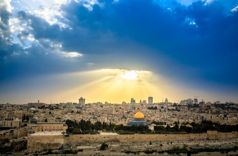 Kudüs’ün fethi. Kudüs’ün müslümanlar tarafından fethi. Kudüs kuşatması.