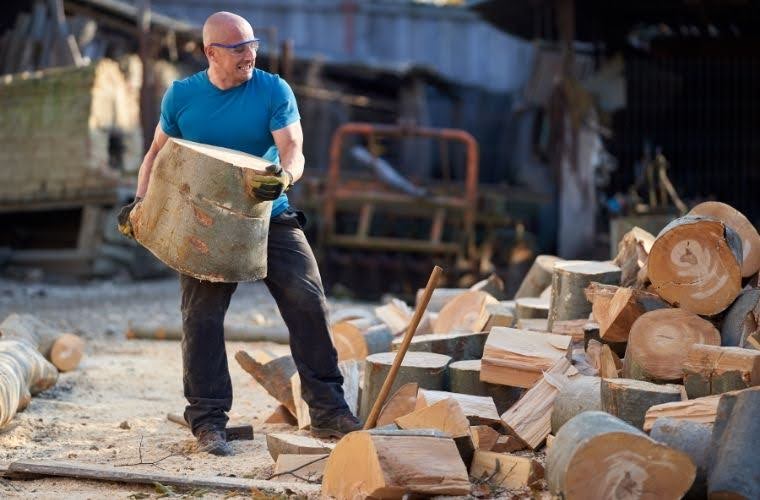 Rüyada güçlü kimse görmek ne anlama gelir, rüyada kuvvetli birini görmek, rüyada güçlü bir kişiyi görmek vb. rüyada güçlü kimse tabirleri.