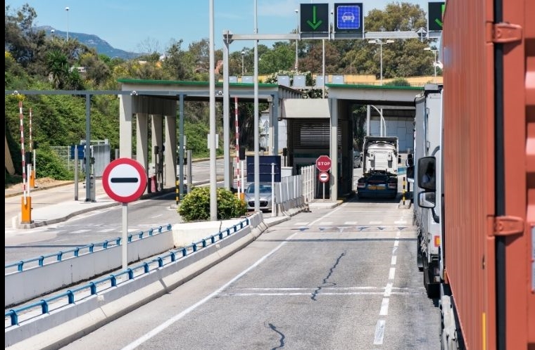 Rüyada gümrük görmek ne anlama gelir, rüyada gümrükte beklemek, rüyada gümrük kapısı görmek. Rüyada gümrük tabirleri.