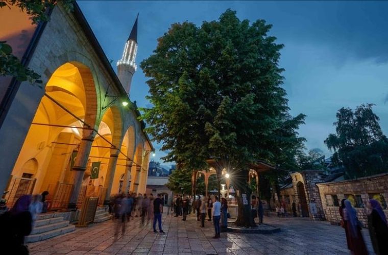 Saraybosna’da ramazan gelenekleri. Saraybosna Begova Camii. Balkanlarda ve Bosna Hersek’te ramazan gelenekleri.