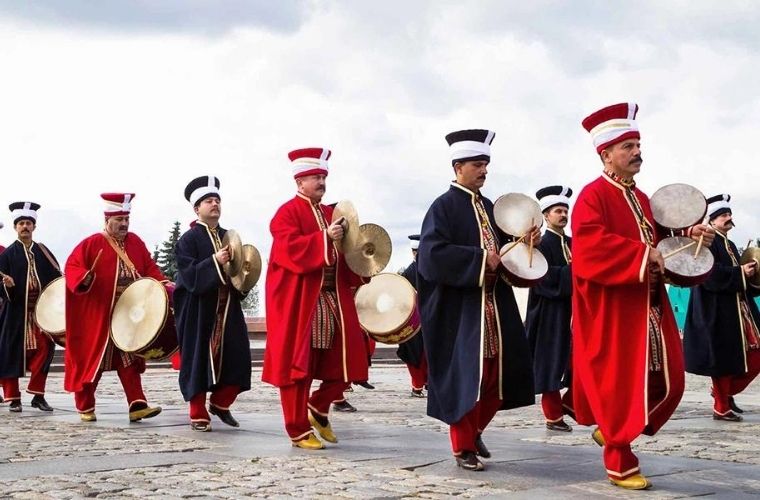 Türk kültüründe davulun yeri. Türk kültüründe davulun kullanıldığı yerler. Savaşta davul kullanımı.