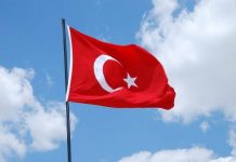 Rüyada Bayrak Görmek Ne Anlama Gelir? Rüyada bayrak görmek. Rüyada bayraktar görmek. Rüyada sancak taşıdığını görmek ne anlama gelir.