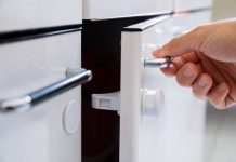 Rüyada Delil Görmek Ne Anlama Gelir? Rüyada delil toplamak. Rüyada delil saklamak. Rüyada delil bulmak. Rüyada delil tabirleri.