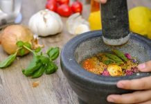 Rüyada Dibek Görmek Ne Anlama Gelir? Rüyada dibek görmek. Rüyada taş dibek görmek. Rüyada dibekte bir şey dövmek. Rüyada dibek tabirleri.