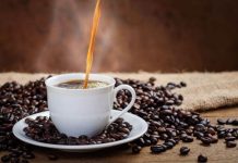 Rüyada Dökmek Görmek Ne Anlama Gelir? Rüyada bir şey dökmek görmek. Rüyada su ya da yemek dökmek. Rüyada üzerine su dökmek. Rüyada dökmek görmek.