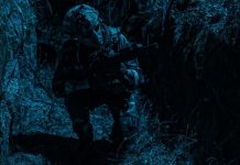 Rüyada Düşman Üzerine Yürümek Ne Anlama Gelir? Rüyada düşman üzerine yürümek. Rüyada düşmanın üzerine bıçakla yürüdüğünü görmek. Rüyada düşmanın üzerine doğru gitmek.