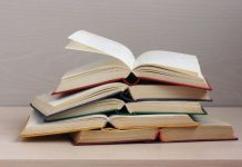 Rüyada Edebiyat Görmek Ne Anlama Gelir? Rüyada edebiyat sınavına girmek, rüyada edebiyat öğretmeni görmek, rüyada edebiyat dersi görmek. Rüyada edebiyat kitabı görmek.