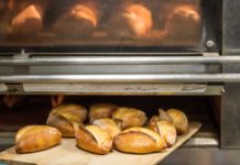 Rüyada Ekmek Pişirmek Ne Anlama Gelir? Rüyada ekmek pişirmek, rüyada fırında ekmek pişirmek, rüyada tandırda ekmek pişirmek. Rüyada ekmek pişirmek ne anlama gelir.