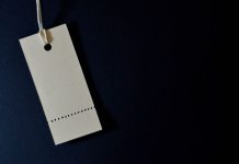 Rüyada Etiket Görmek Ne Anlama Gelir? Rüyada etiket görmek, rüyada etiketli ürünler görmek, rüyada etiket satın almak. Rüyada etiket tabirleri.