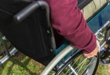 Rüyada Felçli Görmek Ne Anlama Gelir? Rüyada felçli görmek, rüyada felçli birine yardım etmek, rüyada felçli olmak, rüyada tanıdık birinin felçli olduğunu görmek. Rüyada felçli tabirleri.