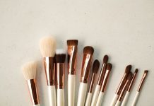 Rüyada Fırça Görmek Ne Anlama Gelir? Rüyada fırça görmek, rüyada diş fırçası görmek, rüyada saç fırçası görmek, rüyada boya fırçası görmek. Rüyada fırça görmek.