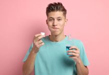 Rüyada Gargara Yapmak Ne Anlama Gelir? Rüyada gargara yapmak, rüyada gargara suyu görmek, rüyada ağızdan gargara yapmak. Rüyada gargara tabirleri.