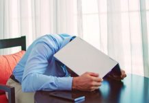 Rüyada Gizlenmek Ne Anlama Gelir? Rüyada gizlenmek ne anlama gelir, rüyada bir yerlerde gizlenmek, rüyada düşmanlardan gizlenmek. Rüyada gizlenme tabirleri.