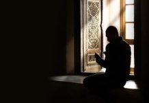 Rüyada Günahtan Kaçınmak Ne Anlama Gelir? Rüyada günahtan kaçınmak ne anlama gelir, rüyada günahlardan sakınmak, rüyada günah işlememek. Rüyada günahtan kaçınmak ile ilgili rüya tabirleri.