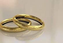 Rüyada Halka Görmek Ne Anlama Gelir? Rüyada halka görmek, rüyada halka satın almak, rüyada halka kırılması, rüyada halka hediye almak. Rüyada halka tabirleri.