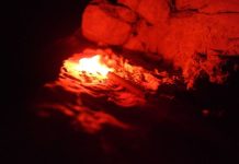 Rüyada İşaret Fişeği Görmek Ne Anlama Gelir? Rüyada işaret fişeği görmek, rüyada işaret fişeği atarken izlemek, rüyada gökyüzünde patlayan işaret fişeği görmek, rüyada işaret fişeği ile yardım istemek. Rüyada işaret fişeği tabirleri.