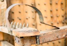 Rüyada İşkence Görmek Ne Anlama Gelir? Rüyada birine yapılan işkenceye tanık olmak, rüyada işkenceden kaçmak, rüyada işkence altında kalmak. Rüyada işkence tabirleri.