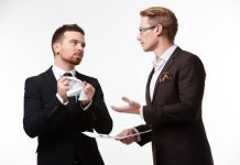 Rüyada İtiraz Etmek Ne Anlama Gelir? Rüyada bir konuda karşı çıkmak, rüyada haksızlığa itiraz etmek, rüyada birinin sözlerine karşı durmak. Rüyada itiraz etmek tabirleri.