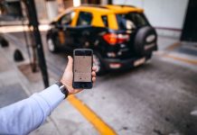 Rüyada İz Sürmek Görmek Ne Anlama Gelir? Rüyada bir kişinin izini sürmek, rüyada doğada iz takip etmek, rüyada iz sürerek bir sonuca varmak. Rüyada iz sürmek tabirleri.