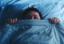 Rüyada Kabus Görmek Ne Anlama Gelir? Rüyada korkunç bir sahne görmek, rüyada kabustan korkuyla uyanmak, rüyada uykuda endişe hissetmek. Rüyada kabus tabirleri.