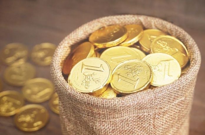 Rüyada dolu bir kese taşımak, rüyada keseyle kir temizlemek, rüyada hamamda kese yaptırmak ve rüyada eski bir kese görmek.