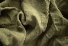 Rüyada Keten Görmek Ne Anlama Gelir? Rüyada keten görmek, rüyada keten tarlasında dolaşmak, rüyada keten ipi kullanmak, rüyada keten elbise dikmek ve rüyada keten ürünleriyle çalışmak.