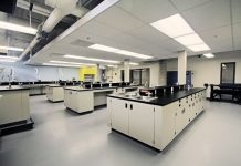 Rüyada Laboratuvar Görmek Ne Anlama Gelir? Rüyada laboratuvar görmek, rüyada laboratuvarda deney tüplerini kullanmak, rüyada laboratuvar önlüğü giymek, rüyada laboratuvarda araştırma yapmak ve rüyada bilimsel çalışmalara şahit olmak.