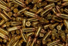 Rüyada Mermi Fabrikası Görmek Ne Anlama Gelir? Rüyada mermi fabrikasında çalışan işçileri görmek, rüyada mermi fabrikasında üretimin başladığını izlemek, rüyada mermi fabrikasında çalışan makineleri görmek ve rüyada mermi fabrikasında işlerin hızlı bir şekilde yapıldığını görmek.