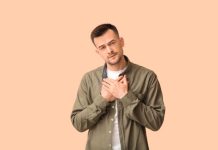 Rüyada Özür Dilemek Ne Anlama Gelir? Rüyada birinden af dilemek, rüyada hatasından dolayı özür dilemek, rüyada özürle pişmanlık göstermek vb. rüya tabirleri.