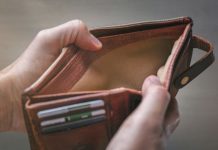 Rüyada Para Cüzdanı Görmek Ne Anlama Gelir? Rüyada cüzdan bulmak, rüyada cüzdan kaybetmek, rüyada cüzdan içinde para görmek vb. rüya tabirleri.