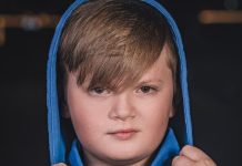 Rüyada Perçem Görmek Ne Anlama Gelir? Rüyada saç perçemi kestirmek, rüyada uzun perçem görmek, rüyada perçemi boyamak vb. rüya tabirleri.