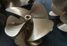 Rüyada Pervane Görmek Ne Anlama Gelir? Rüyada dönen pervane izlemek, rüyada kırık pervane görmek, rüyada pervane tamir etmek vb. rüya tabirleri.