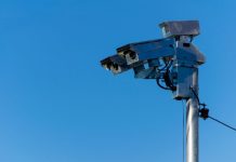 Rüyada Radar Görmek Ne Anlama Gelir? Rüyada radar görmek, radar kullanarak bir şeyi izlemek, radarın bozulduğunu görmek, radarın göstergesine bakmak vb. rüya tabirleri.