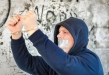 Rüyada Rehin Almak Ne Anlama Gelir? Rüyada rehin almak, bir şeyin rehin alınması, rehin karşılığında borç almak, rehin alınan bir eşyayı görmek vb. rüya tabirleri.