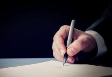 Rüyada Resmi Belge Görmek Ne Anlama Gelir? Rüyada resmi belge görmek, belgeyi okumak, resmi evrakları düzenlemek, önemli bir resmi belgeye sahip olmak vb. rüya tabirleri.