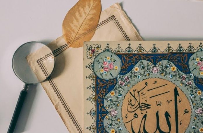 Rüyada sanat eseri görmek, rüyada tabloya hayran kalmak, rüyada heykeli izlemek, rüyada resim detaylarını keşfetmek vb. rüya tabirleri.