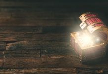 Rüyada Sandık Görmek Ne Anlama Gelir? Rüyada sandık görmek, rüyada kilitli bir sandık açmak, rüyada sandığın içinden bir şey çıkarmak, rüyada boş veya dolu sandık görmek vb. rüya tabirleri.