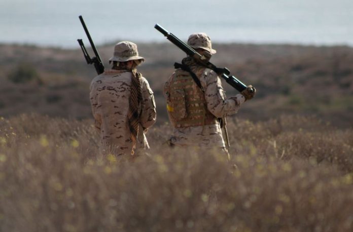 Rüyada savaştan kaçmak görmek, rüyada savaş alanında korkup saklanmak, rüyada düşmandan veya patlamalardan kaçmak vb. rüya tabirleri.