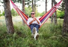 Rüyada Sefa Görmek Ne Anlama Gelir? Rüyada sefa görmek, rüyada rahat bir hayat yaşamak, rüyada tatilde keyif yapmak, rüyada huzur içinde vakit geçirmek vb. rüya tabirleri.