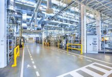 Rüyada Silah Fabrikası Görmek Ne Anlama Gelir? Rüyada silah fabrikası görmek, rüyada büyük bir silah üretim tesisine girmek, rüyada silah üretildiğini izlemek vb. rüya tabirleri.