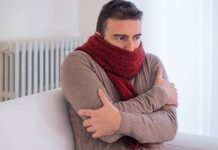 Rüyada Soğuk Algınlığı Görmek Ne Anlama Gelir? Rüyada soğuk algınlığı geçirmek, rüyada grip olmak, rüyada üşütmek, rüyada hasta olup yatakta yatmak vb. rüya tabirleri.