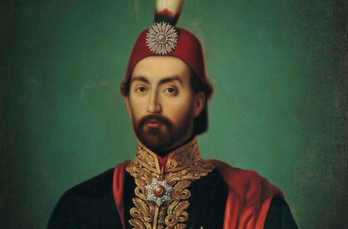 Rüyada sultan görmek, rüyada padişahın huzuruna çıkmak, rüyada bir hükümdarla konuşmak, rüyada sultan olmak vb. rüya tabirleri.