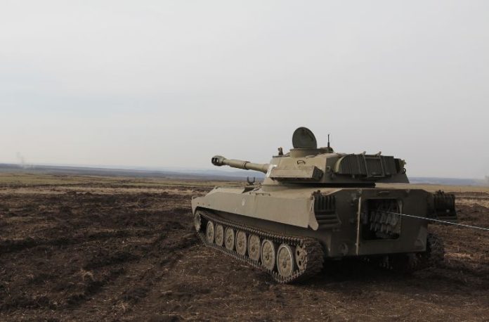 Rüyada bir tankın geçtiğini görmek, tank içinde bulunmak, tank sesi duymak, askeri operasyon sahnesine şahit olmak vb. rüya tabirleri.