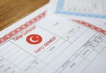 Rüyada Tapu Görmek Ne Anlama Gelir? Rüyada tapu belgesi görmek, bir tapu müdürlüğüne gitmek, ev ya da arsa tapusu almak, resmi evraklarla uğraşmak vb. rüya tabirleri.