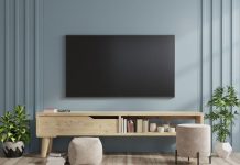 Rüyada Televizyon Görmek Ne Anlama Gelir? Rüyada televizyon görmek, rüyada TV izlediğini görmek, rüyada ekran karşısında olmak, rüyada televizyon açmak.