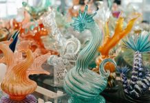 Rüyada Toplamak Görmek Ne Anlama Gelir? Rüyada meyve toplamak, rüyada ev toplamak, rüyada dağınıklığı düzeltmek, rüyada eşyaları çantaya koymak, rüyada çöp toplamak.