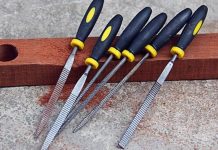 Rüyada Törpü Görmek Ne Anlama Gelir? Rüyada tırnak törpüsü görmek, rüyada törpüyle şekil vermek, rüyada törpüyle pürüz gidermek, rüyada eski bir törpü kullanmak.