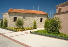 Rüyada Yazlık Görmek Ne Anlama Gelir? Rüyada yazlık evde kalmak, rüyada yazlık satın almak, rüyada yazlıkta dinlenmek vb. rüya tabirleri.