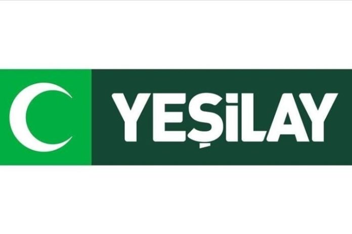 Rüyada Yeşilay görmek, rüyada Yeşilay temsilcisiyle konuşmak, rüyada Yeşilay broşürü almak, rüyada bir Yeşilay toplantısında bulunmak vb. rüya tabirleri.