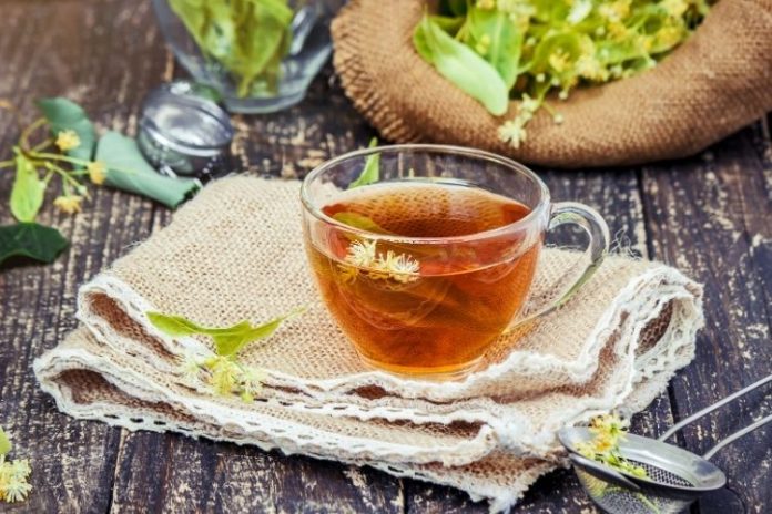 Ihlamur çayının doğru demleme yöntemleri.